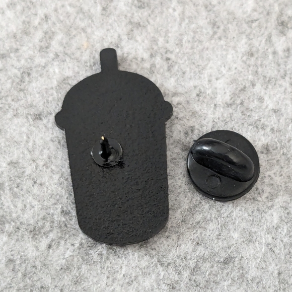 Boba Planets Drink Pin 🌌 Space Themed Enamel Pin - Picture 2 of 4